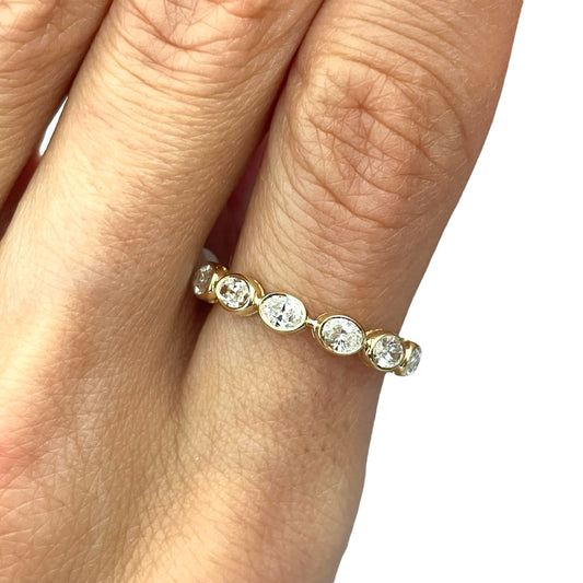 0.75CTS Oval Diamond Band