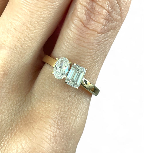 1.34CT Toi Et Moi Emerald And Oval Diamond Ring